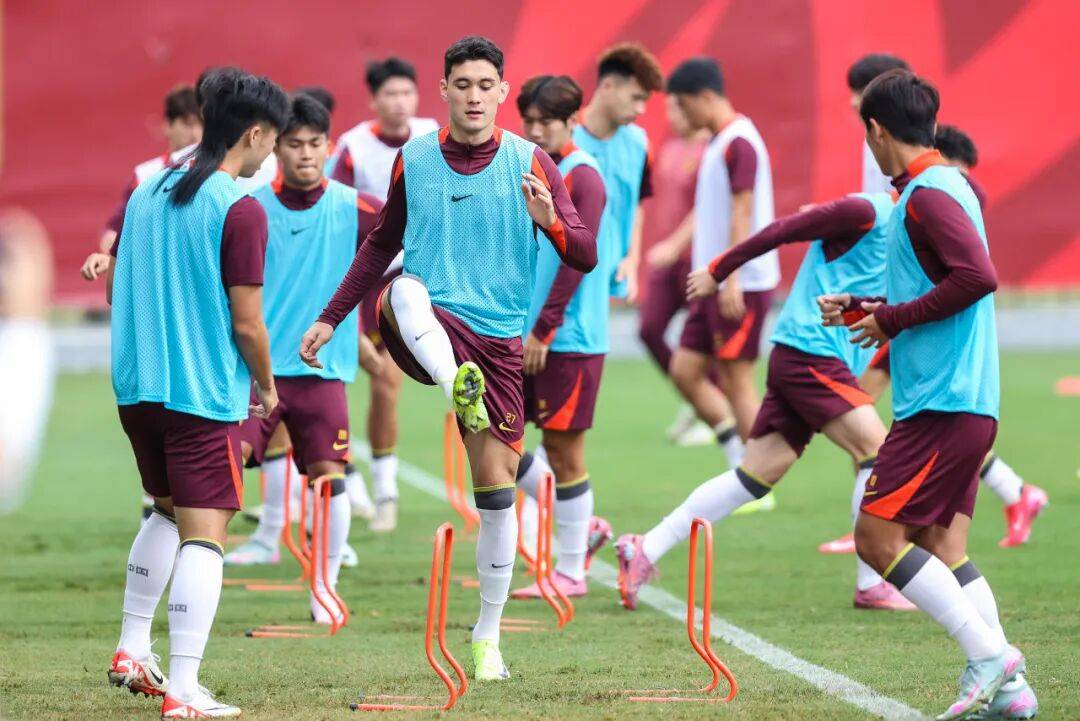 包含亚洲杯队主教练发声,誓言带队登顶的词条 包含亚洲杯队主教练发声,誓言带队登顶的词条