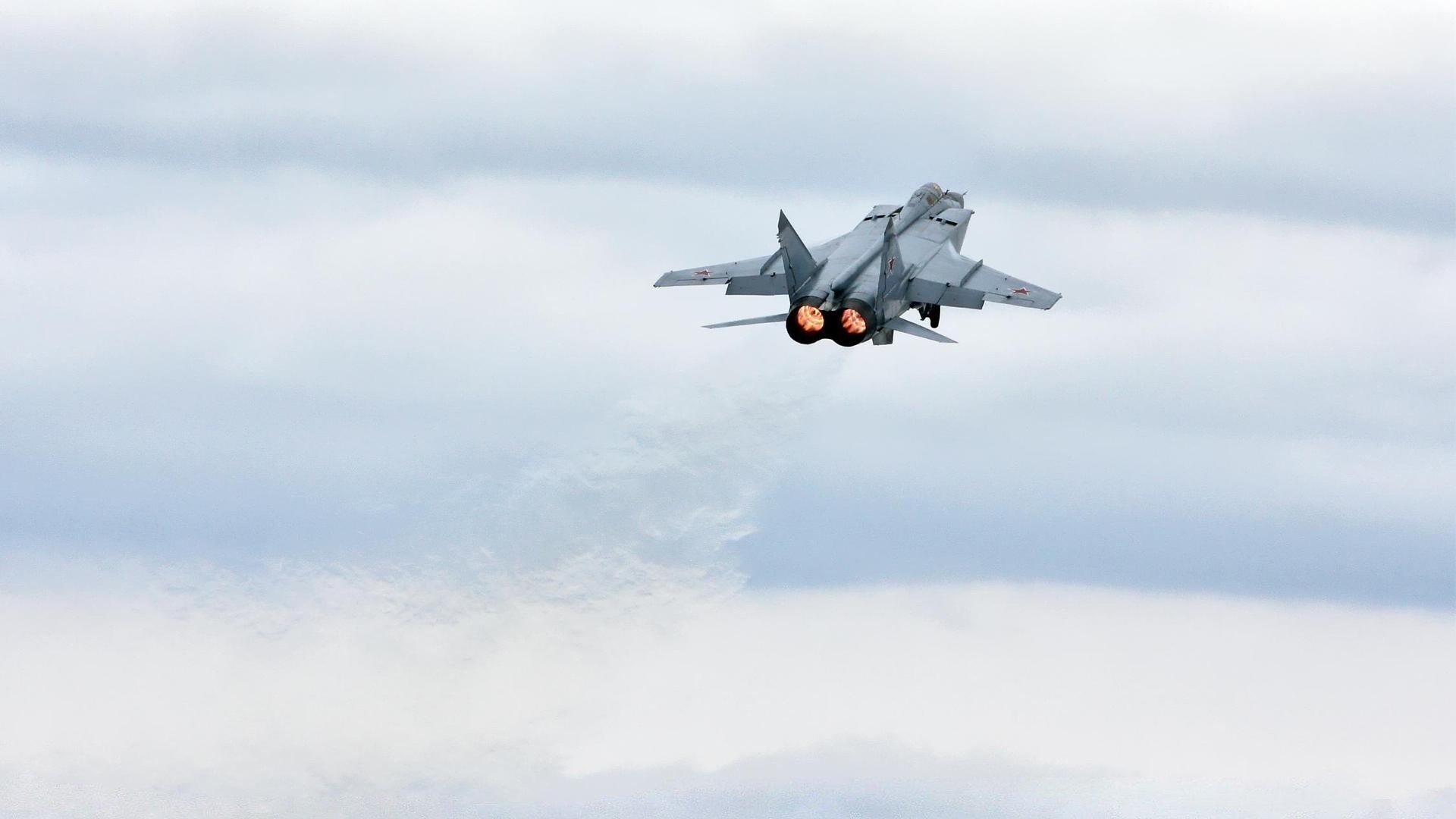 南美黑马惊艳世界！委内瑞拉决胜局力克尤文，门迪中场魔术带动全队节奏